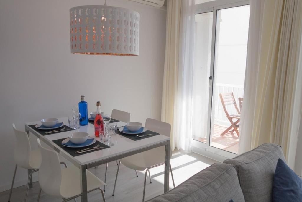 Warm Sands Apartment By Hello Homes Sitges Exteriér fotografie