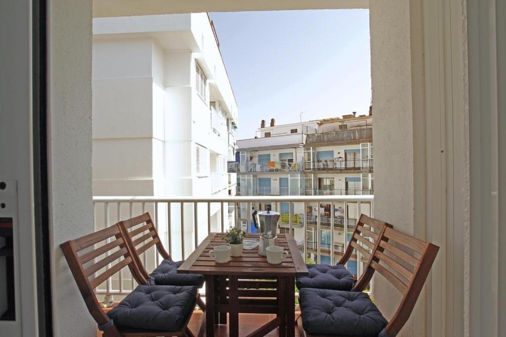Warm Sands Apartment By Hello Homes Sitges Exteriér fotografie